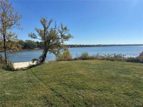 $395,000 | 26172 Walrath Road, Lyme, NY 13622