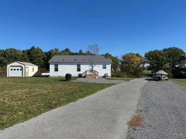 $395,000 | 26172 Walrath Road, Lyme, NY 13622