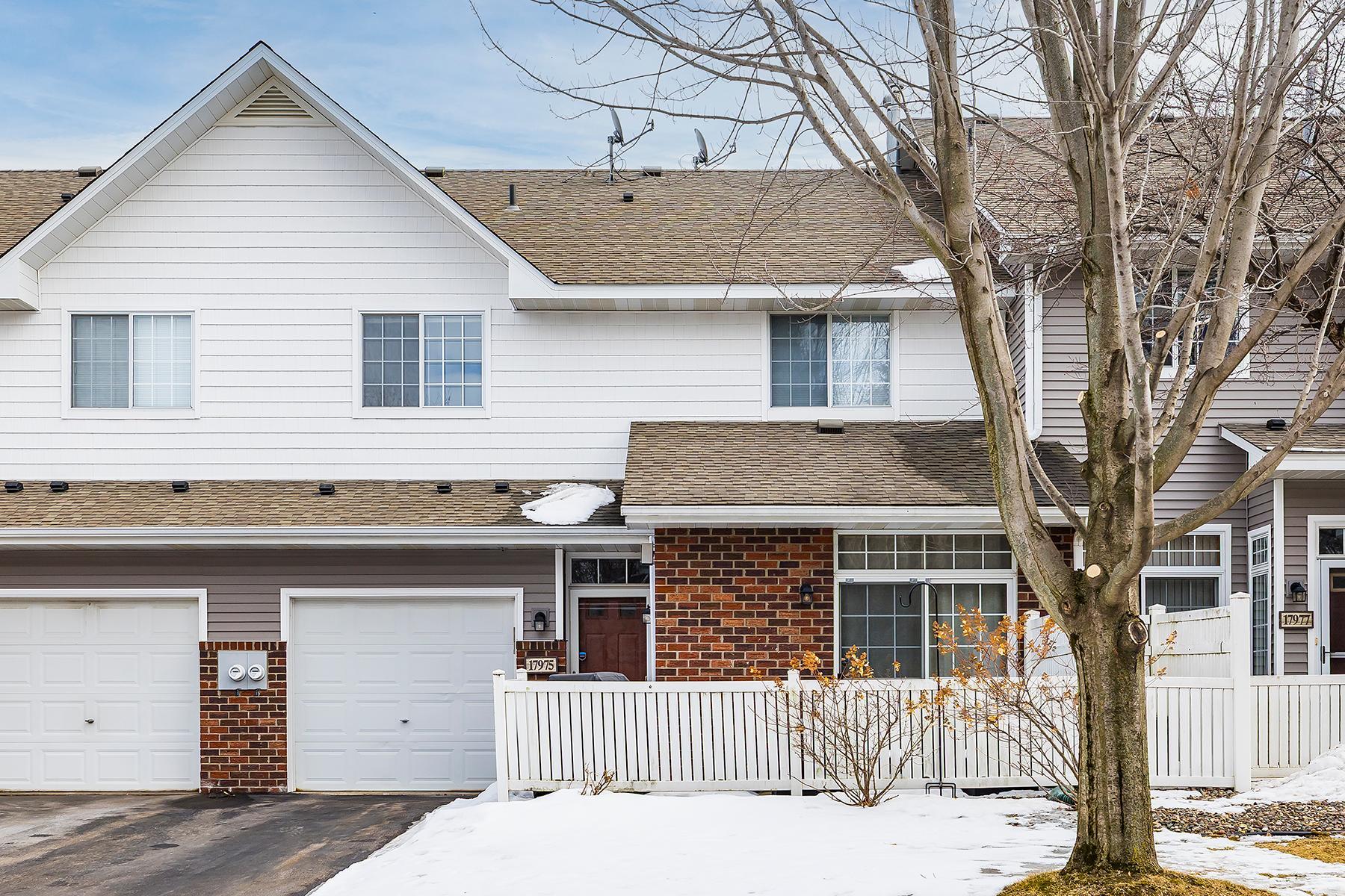 17975 Cobblestone Way Eden Prairie, MN 55347 - Photo 1 of 22