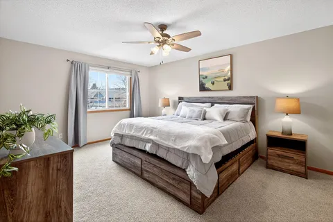 $270,000 | 17975 Cobblestone Way, Eden Prairie, MN 55347