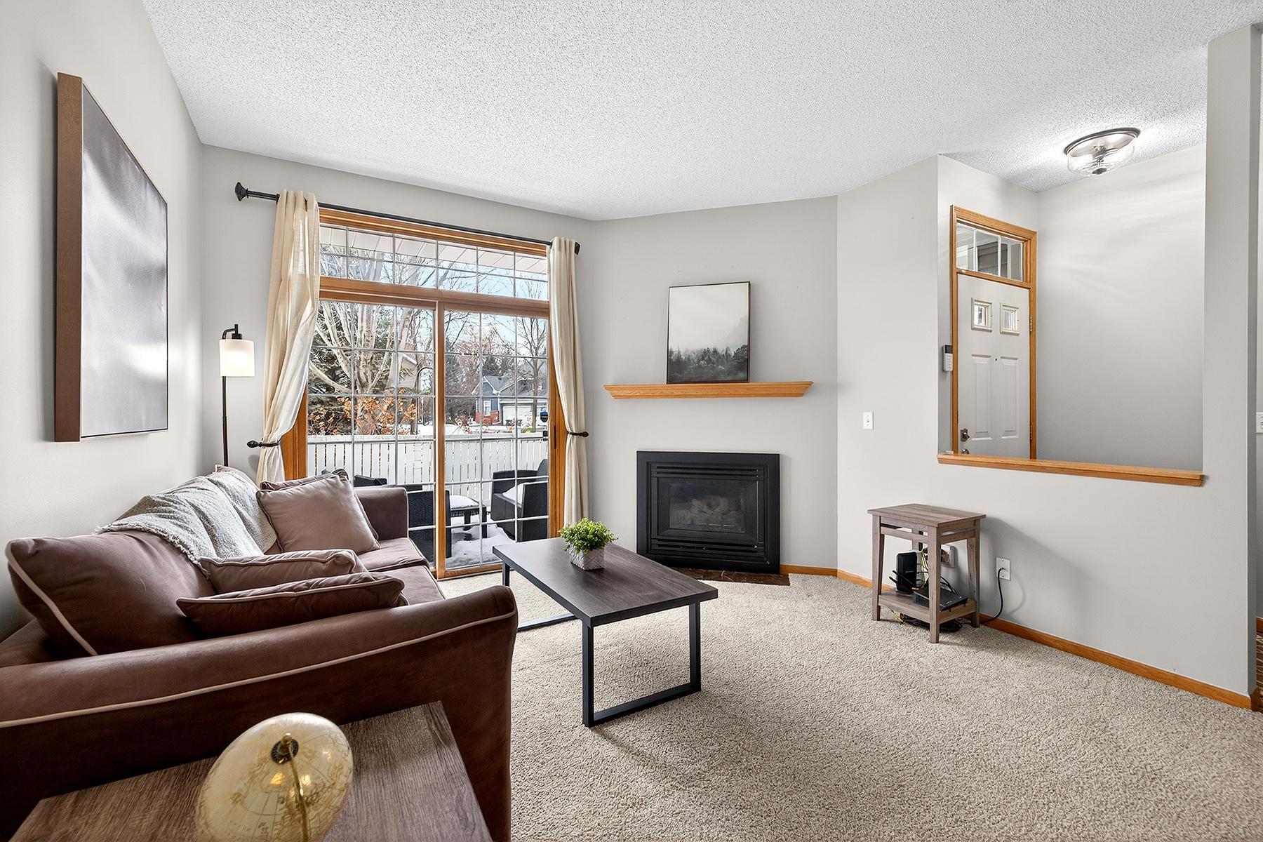 17975 Cobblestone Way Eden Prairie, MN 55347 - Photo 3 of 22