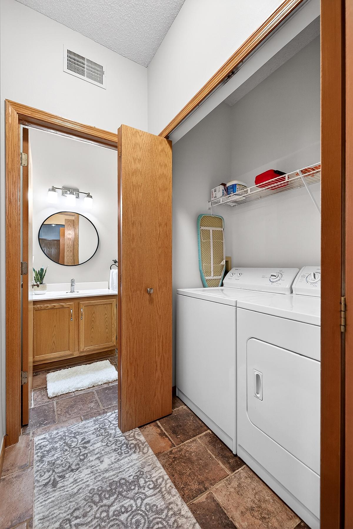 17975 Cobblestone Way Eden Prairie, MN 55347 - Photo 9 of 22