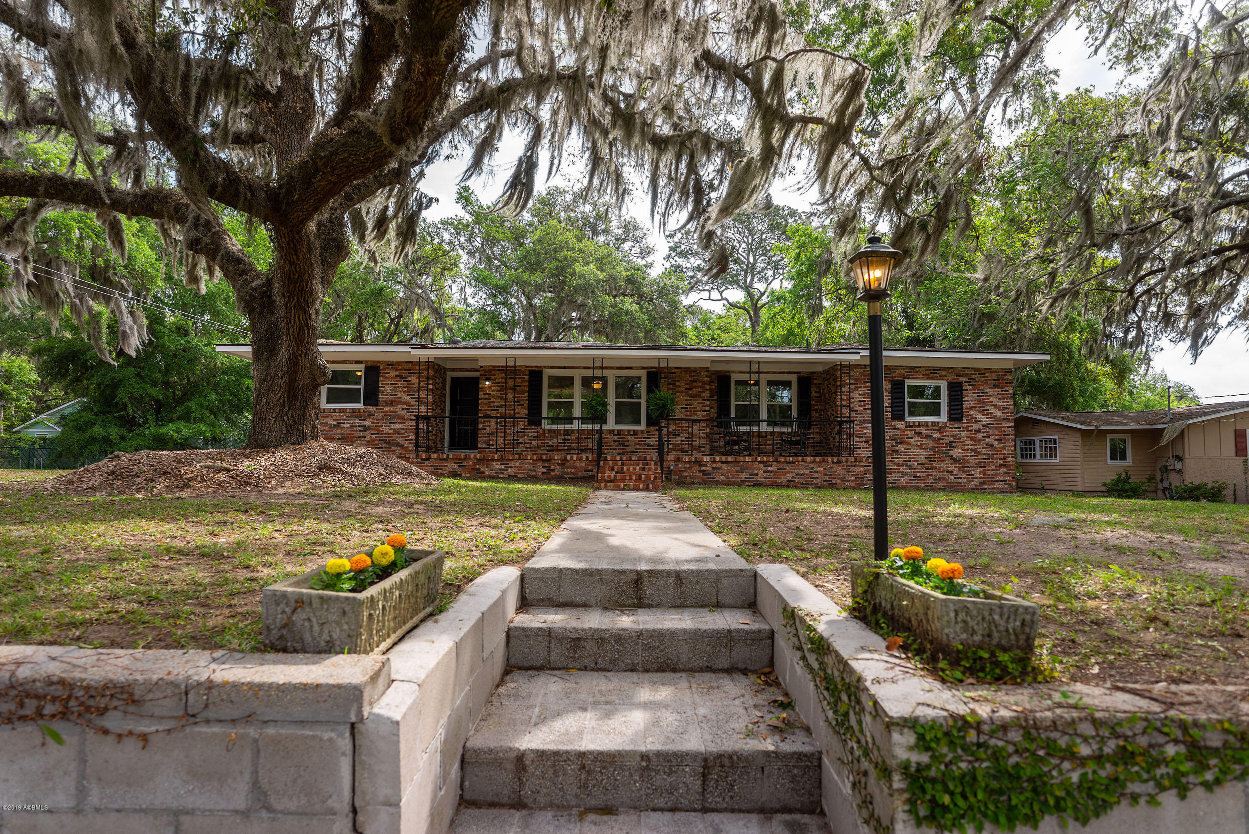 701 Battery Creek Road Beaufort, SC 29902 - Photo 3 of 36 DSC03804-1