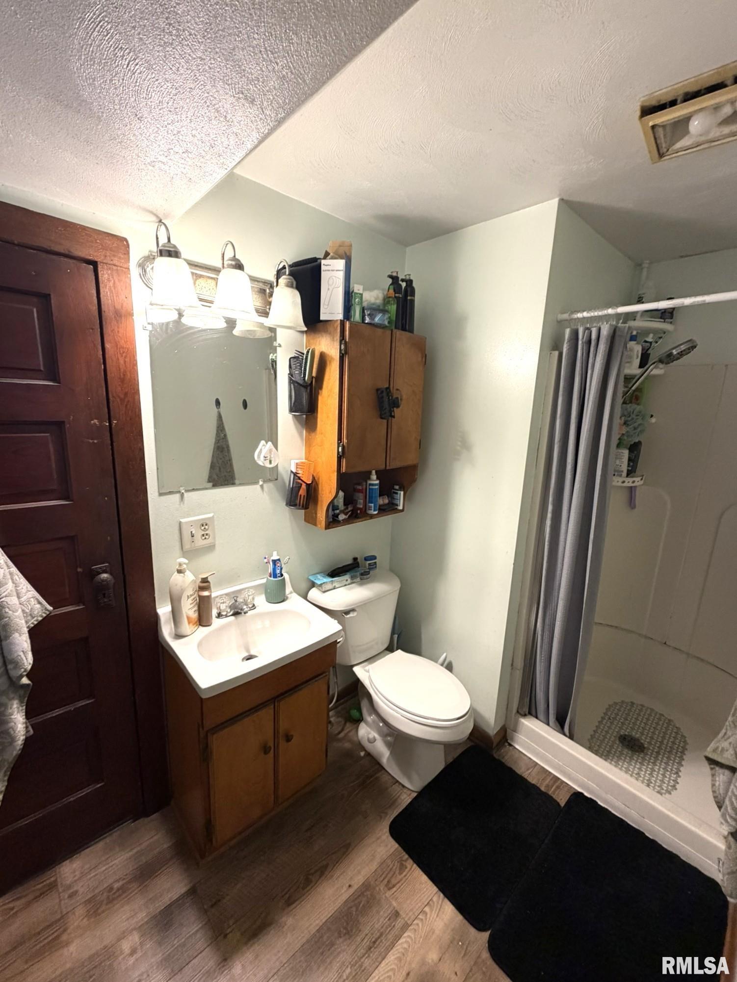453 East Locust Street Canton, IL 61520 - Photo 7 of 8
