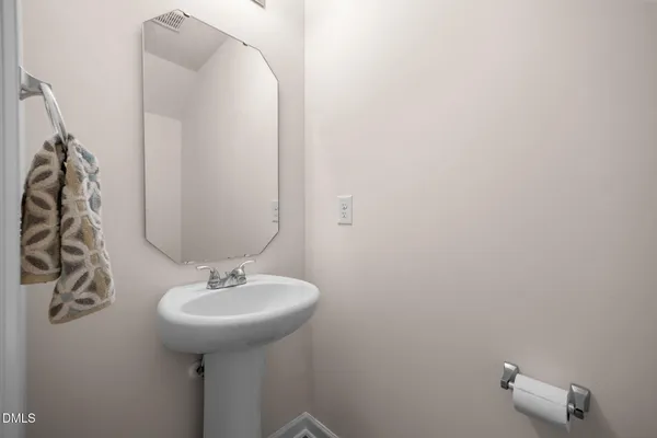 $280,000 | 107 Deanne Lane, Coats, NC 27521