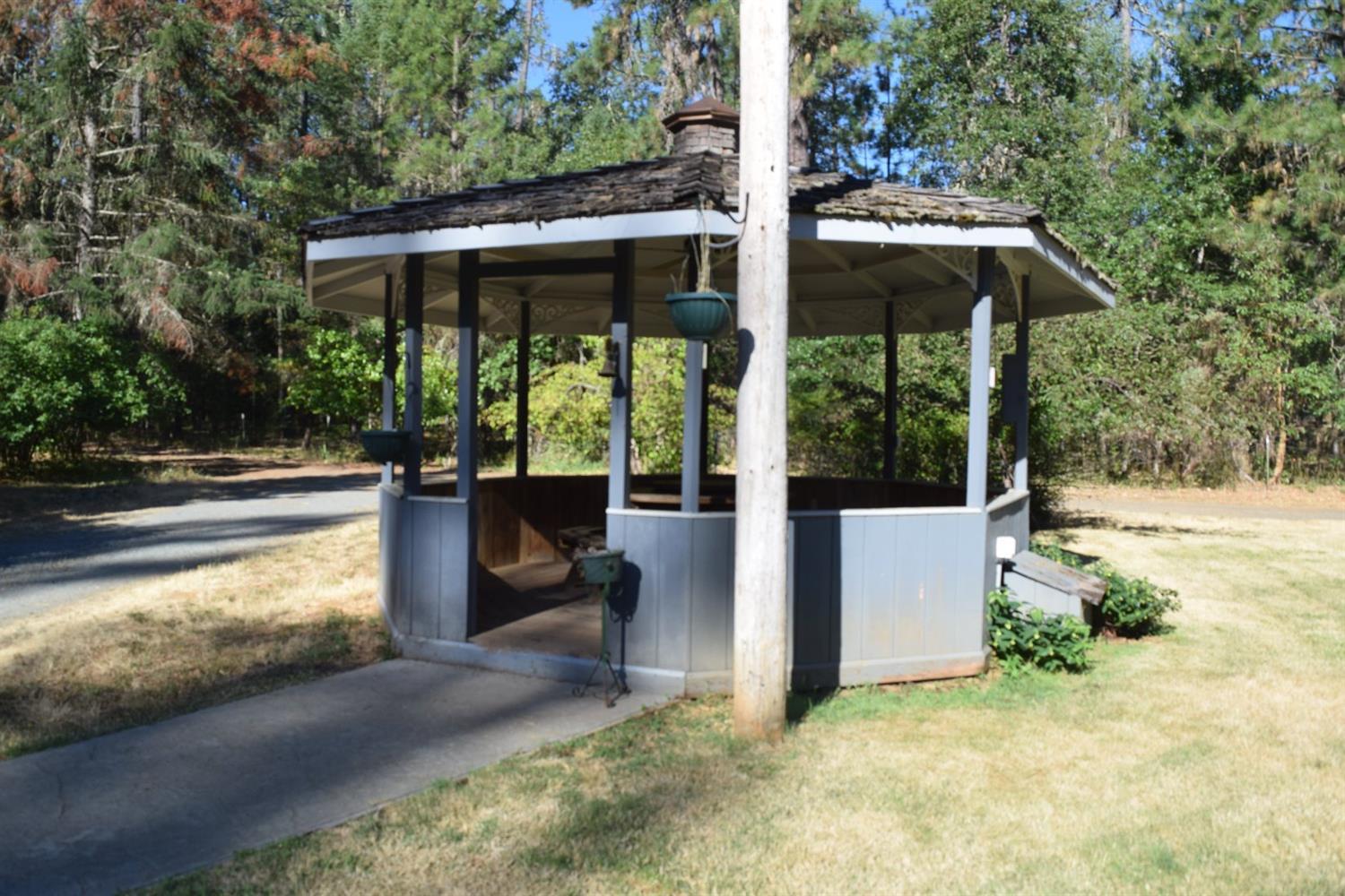 1076 Queens Branch Road Rogue River, OR 97537 - Photo 5 of 29 Additional Photo