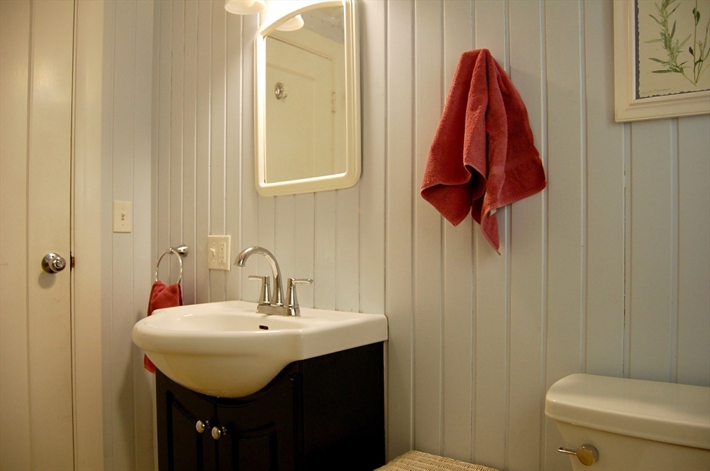 495 School House Road Eastham, MA 02642 - Photo 23 of 40