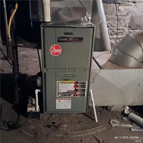 $39,900 | 78 Owasco Street, Auburn, NY 13021