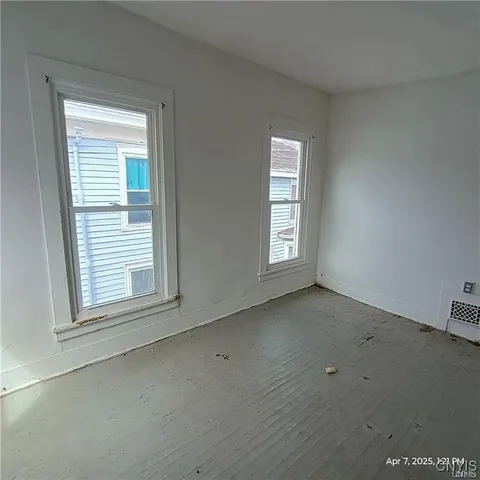 $39,900 | 78 Owasco Street, Auburn, NY 13021