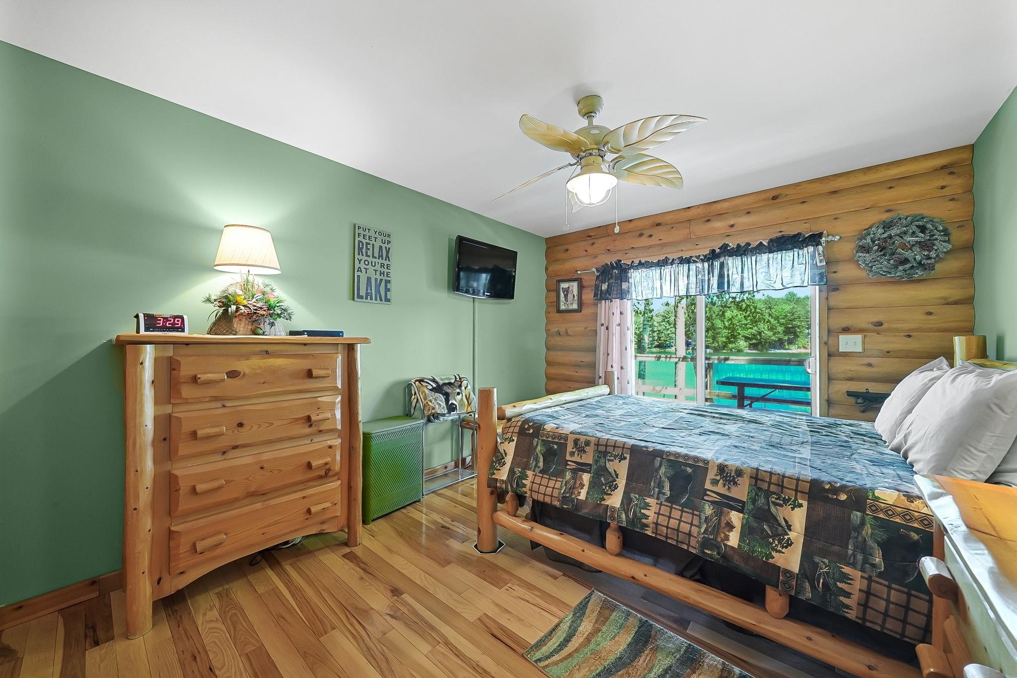 376 Highview Road Traverse City, MI 49696 - Photo 20 of 66