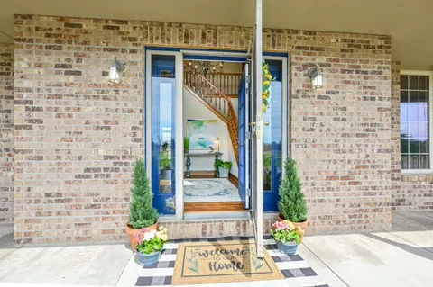 $795,000 | 580 Ulao Road, Grafton, WI 53024