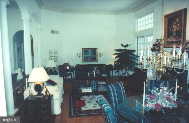 1070 Stoney Run Road Hummelstown, PA 17036 - Photo 3 of 8 Gallery Image 3