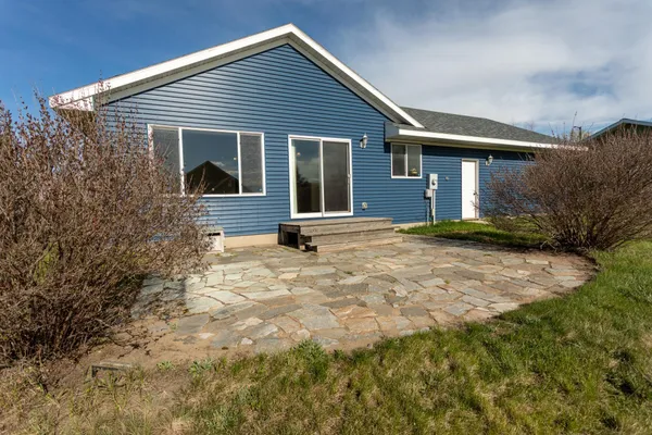 $324,900 | 1803 Jasmine Drive, Alexandria, MN 56308