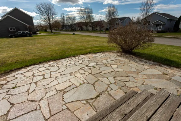 $324,900 | 1803 Jasmine Drive, Alexandria, MN 56308