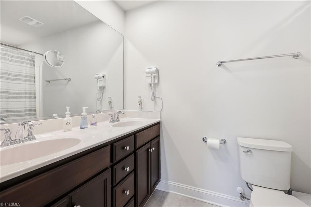 3855 Thistleberry Road High Point, NC 27265 - Photo 18 of 29