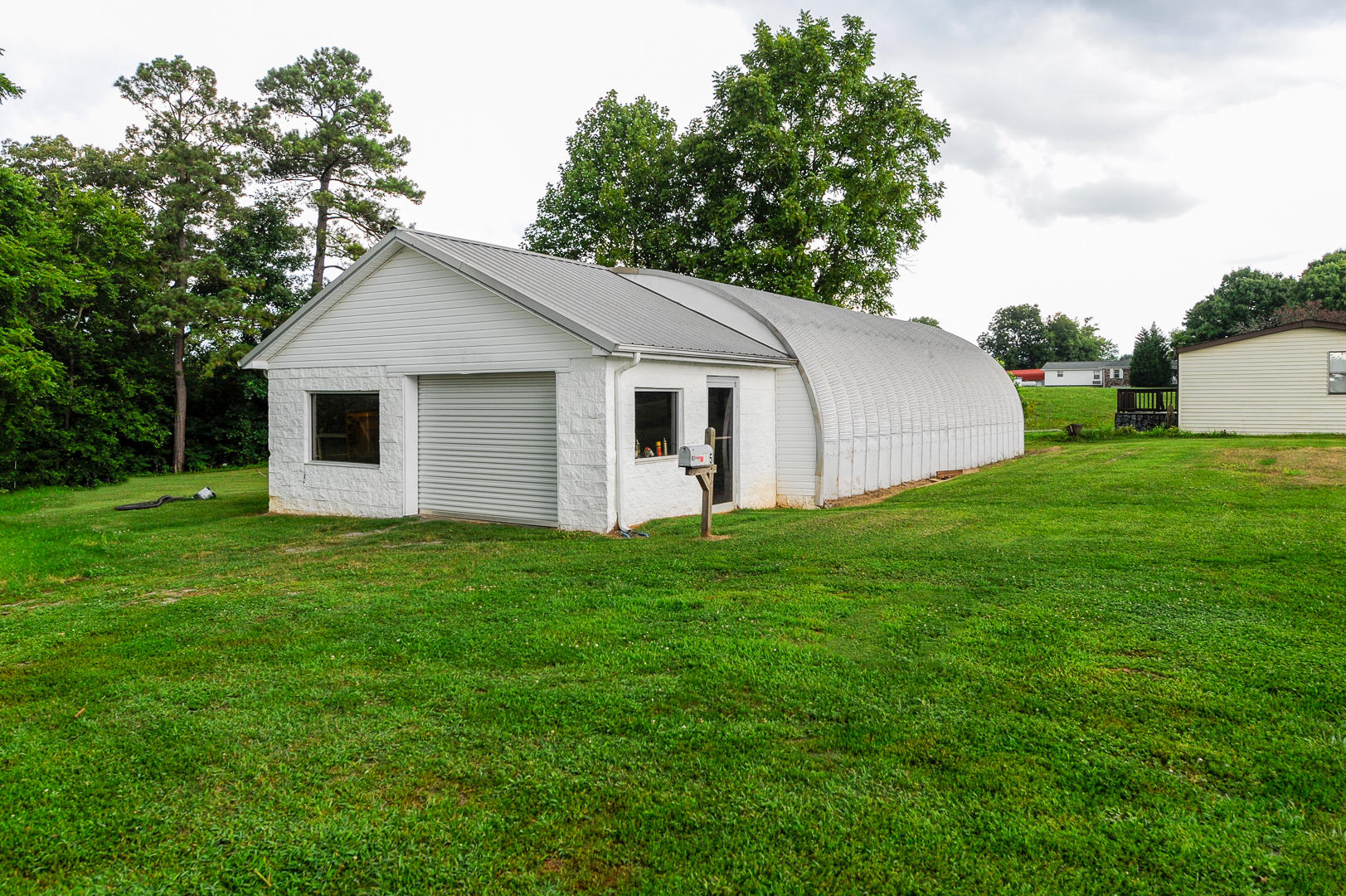 4715 Sevierville Road Maryville, TN 37804 - Photo 17 of 24 18