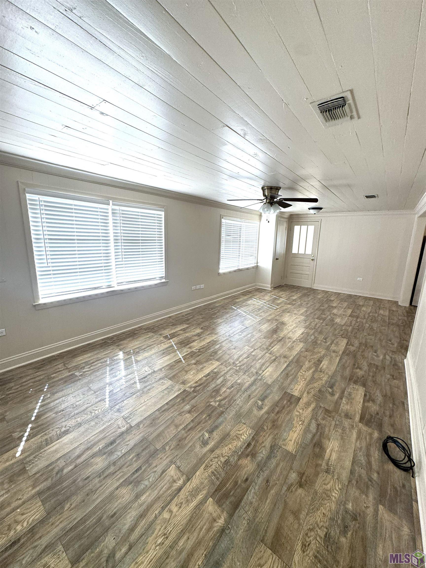 2031 Bayou Blue Road Houma, LA 70364 - Photo 4 of 27