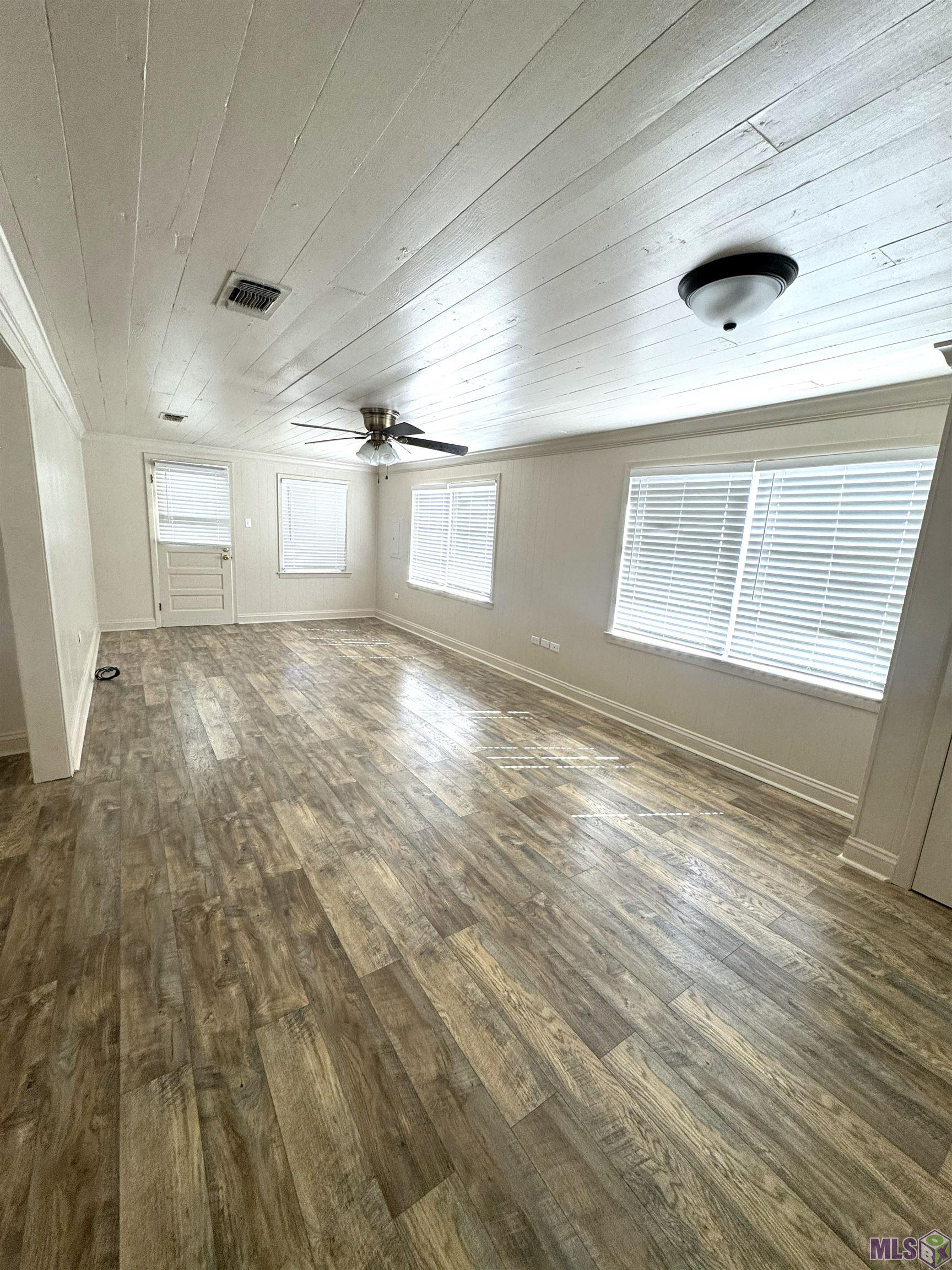 2031 Bayou Blue Road Houma, LA 70364 - Photo 5 of 27