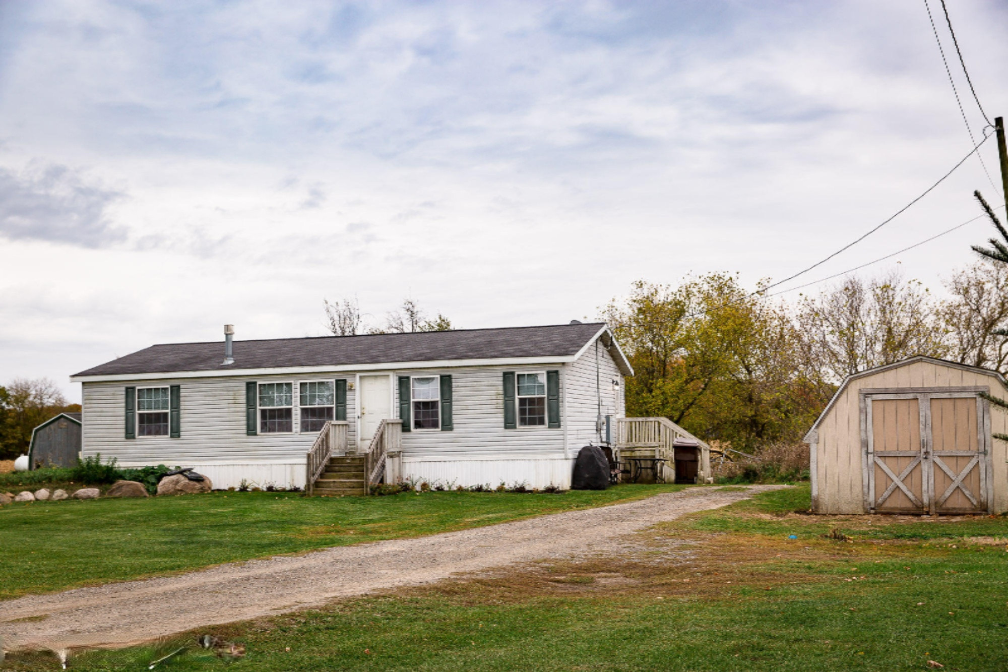 10146 East Tupper Lake Road Grand Ledge, MI 48837 - Photo 3 of 38 untitled-192