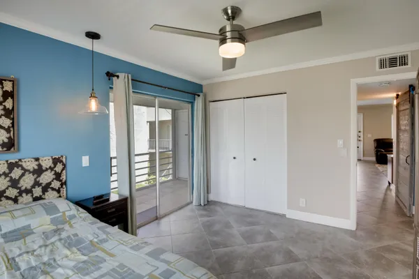 $2,000 | 510 Flanders P, Delray Beach, FL 33484