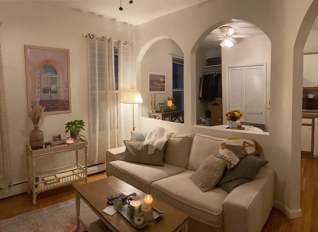 19 Fleet Street, Unit 4 Boston, MA 02113 - Photo 3 of 9
