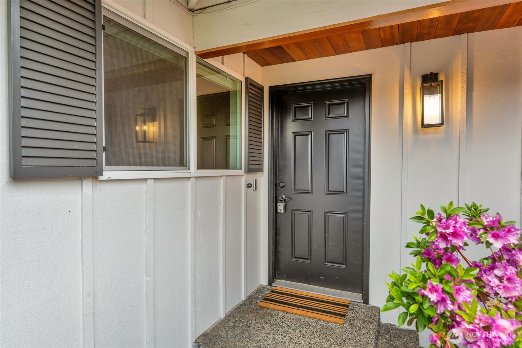 2631 171st Street Southeast Bothell, WA 98012 - Photo 2 of 37