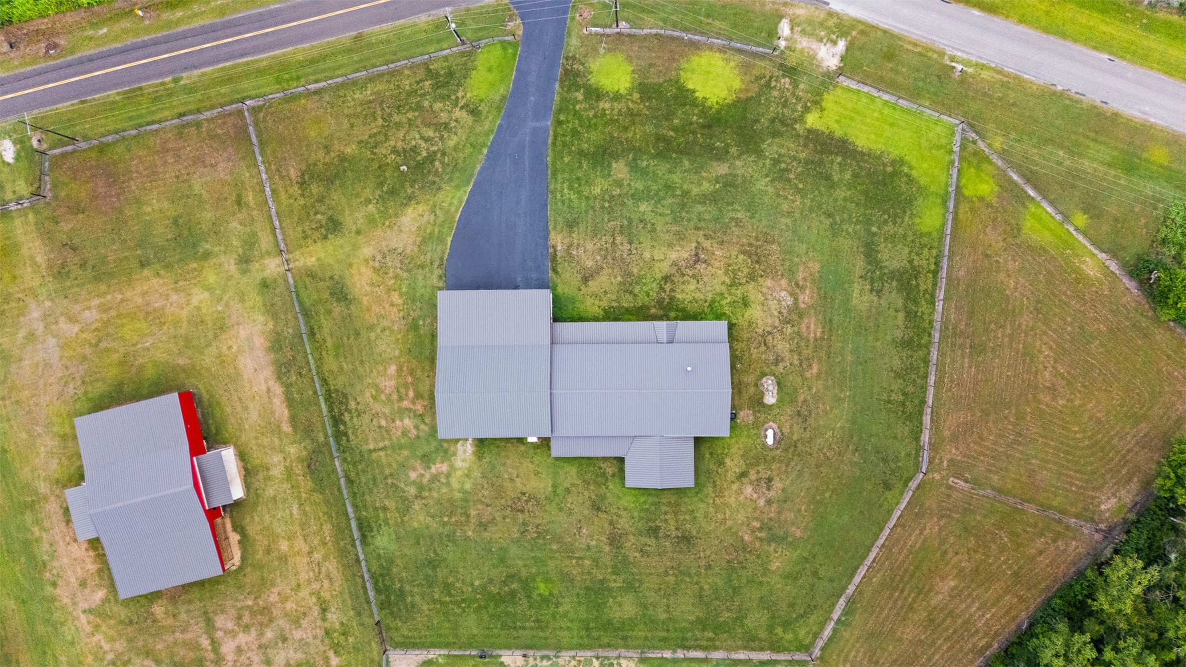 1402 Eagle Ferry Road Anahuac, TX 77514 - Photo 44 of 50 Gallery Image 44