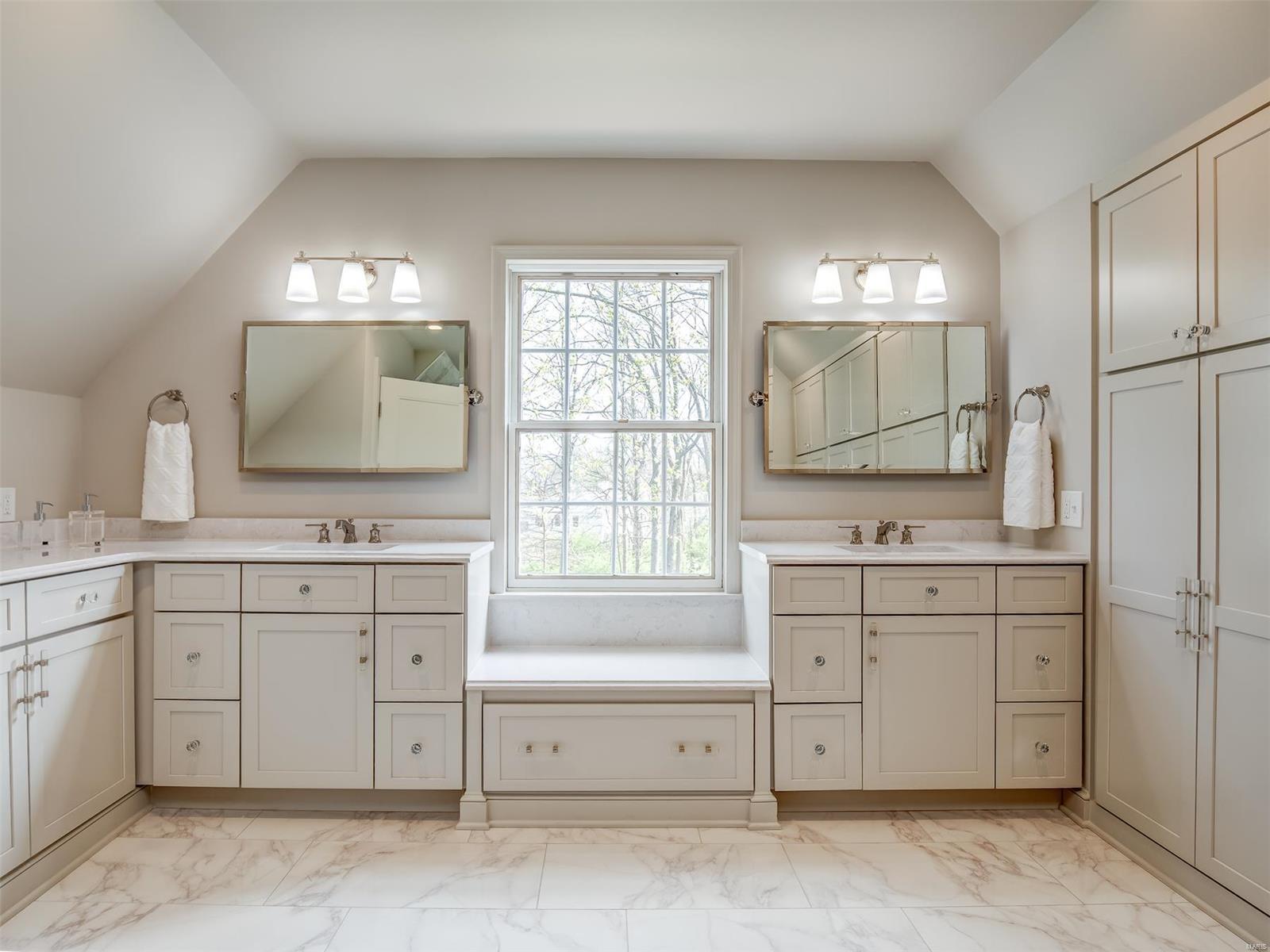 7 Fox Run Lane Frontenac, MO 63131 - Photo 28 of 47