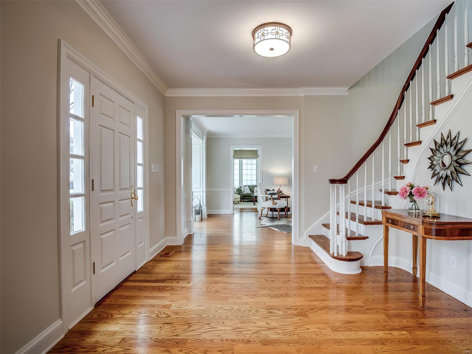 7 Fox Run Lane Frontenac, MO 63131 - Photo 6 of 47