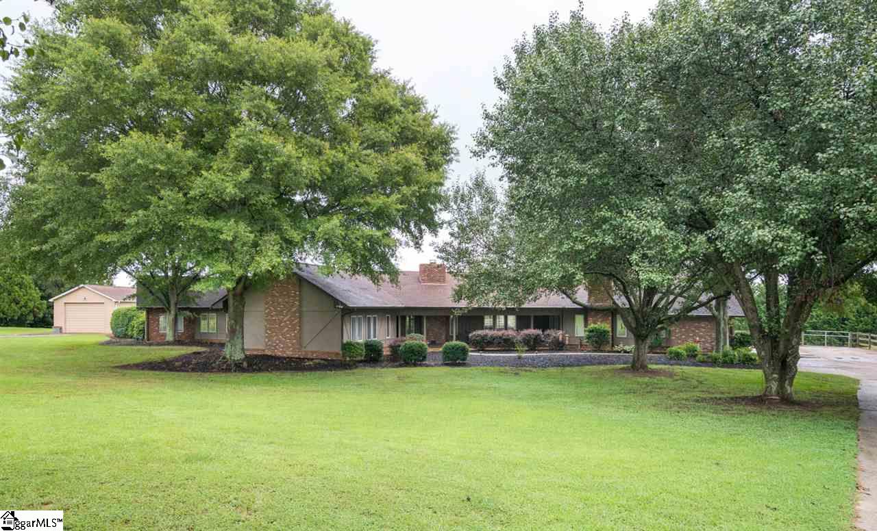 105 High Plains Road Simpsonville, SC 29681 - Photo 1 of 36 Gallery Image 1