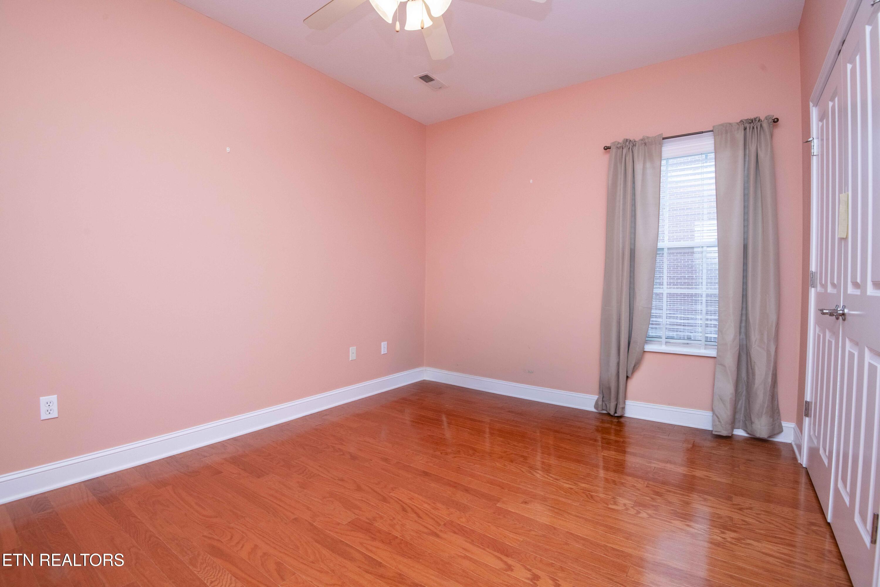 110 Waterston Way Clinton, TN 37716 - Photo 35 of 47 third bed 2_1