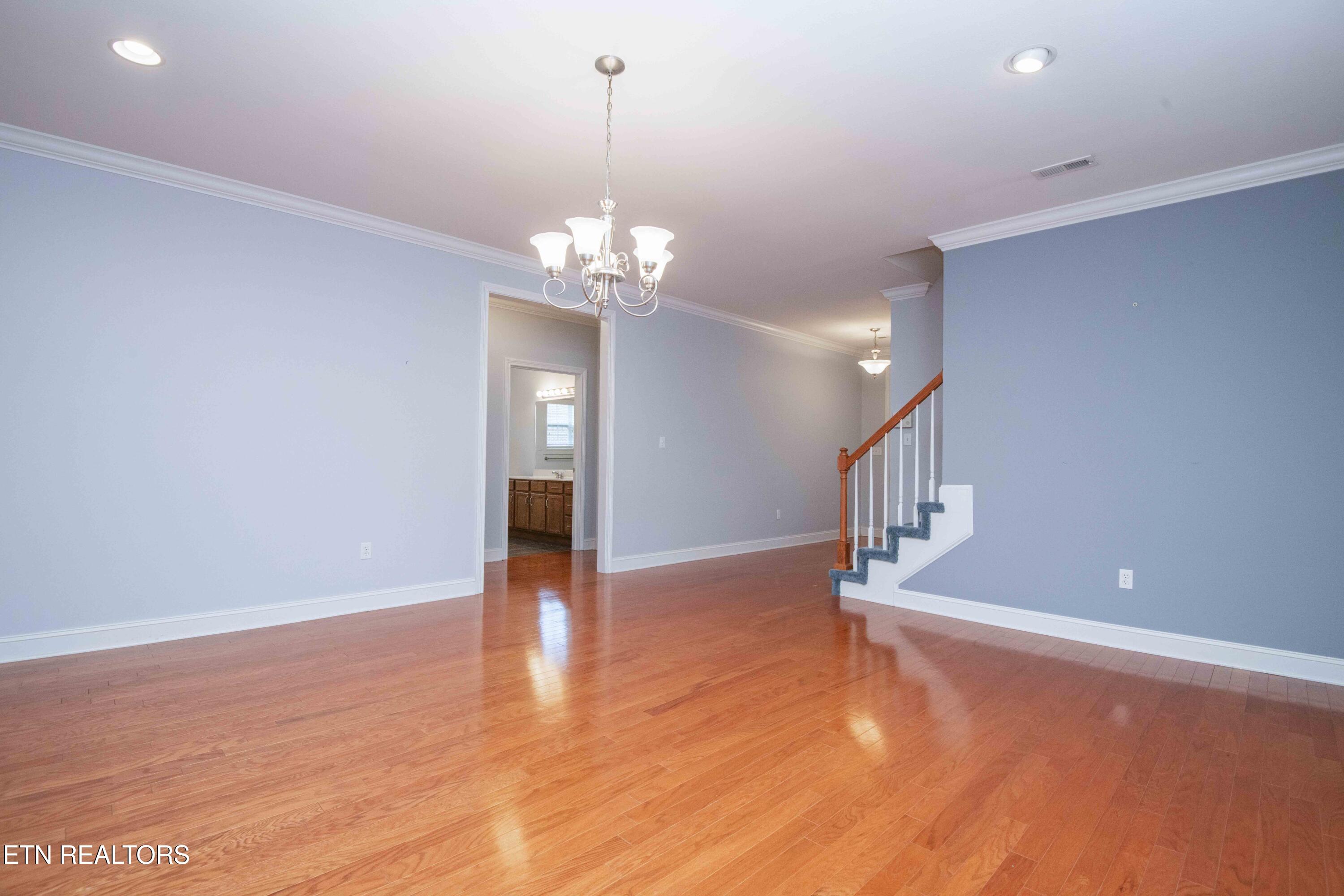 110 Waterston Way Clinton, TN 37716 - Photo 10 of 47 dining 2_1