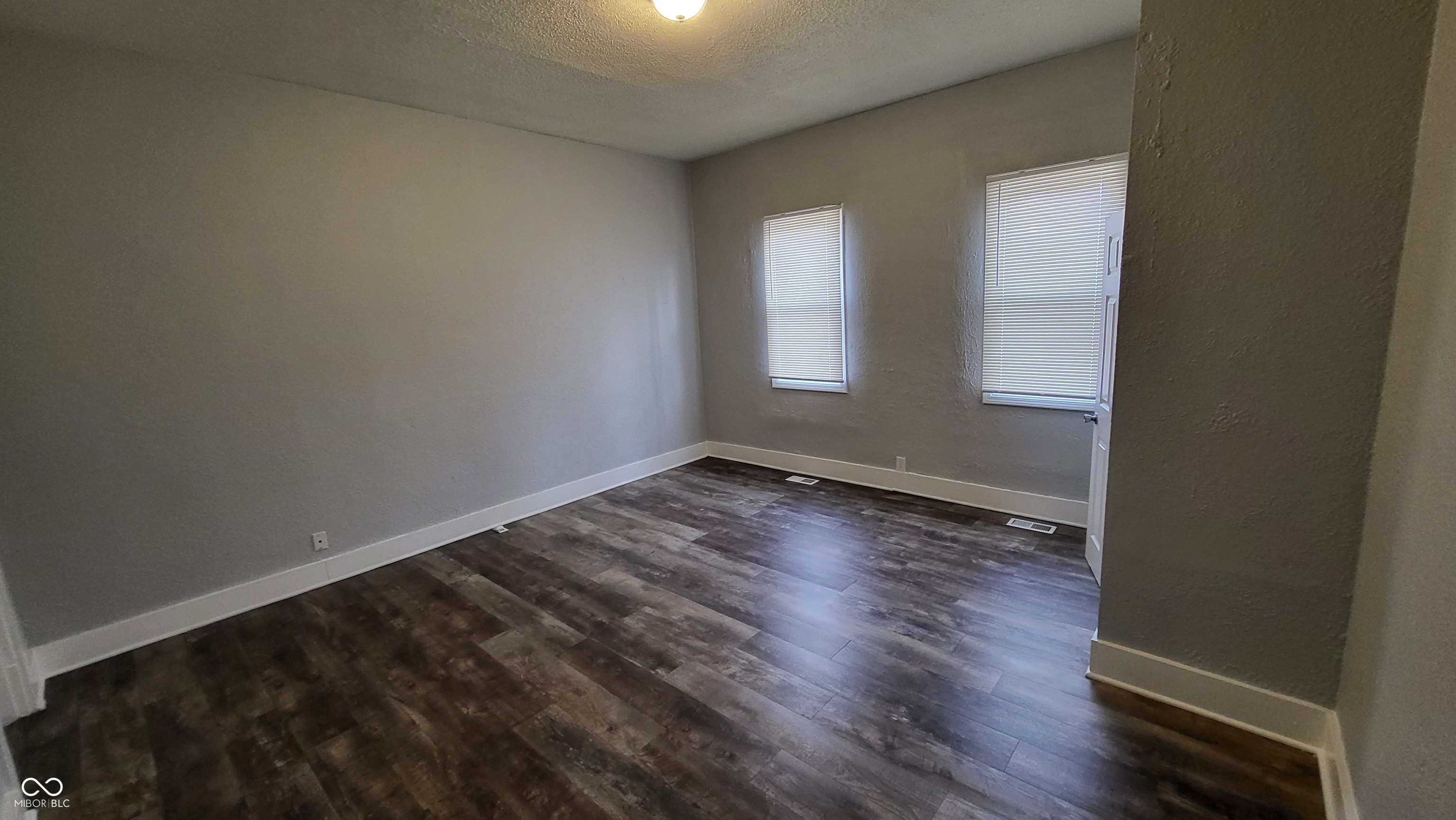 1122 Unit B N Dearborn Street Indianapolis, IN 46201 - Photo 3 of 14