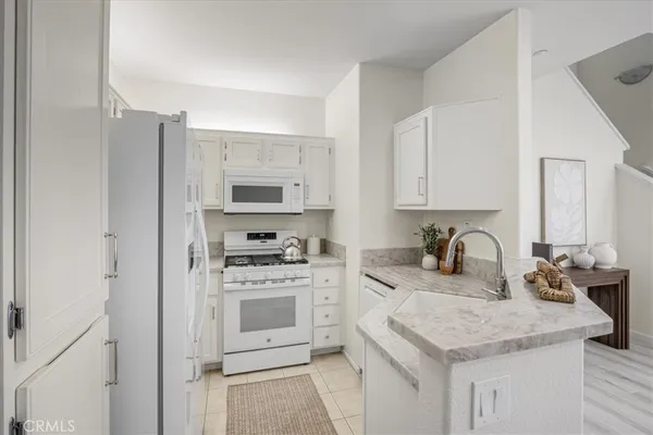 $699,000 | 2405 Crescent Oak, Irvine, CA 92618