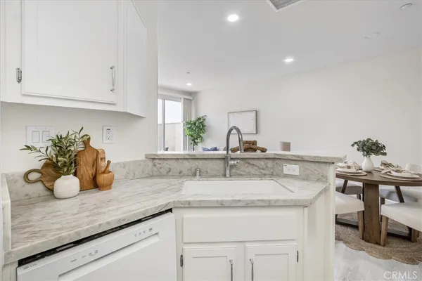 $699,000 | 2405 Crescent Oak, Irvine, CA 92618