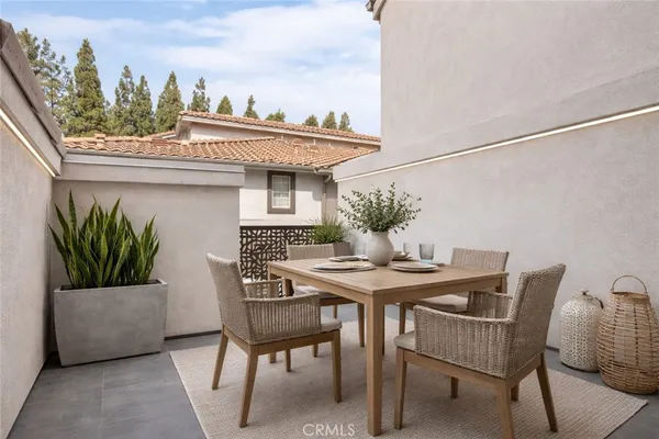 $699,000 | 2405 Crescent Oak, Irvine, CA 92618