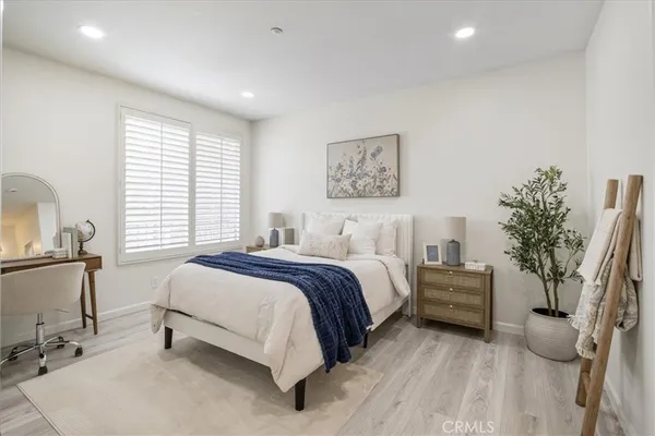 $699,000 | 2405 Crescent Oak, Irvine, CA 92618