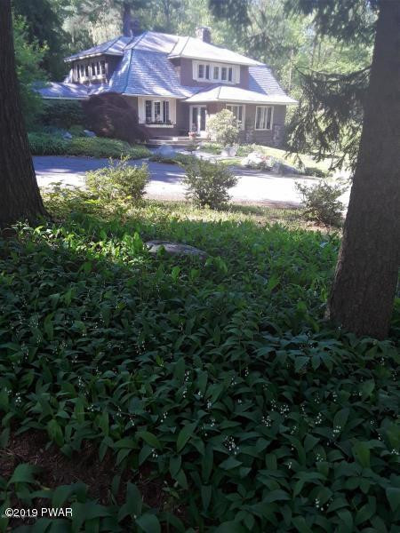 194 Monomonock Road Cresco, PA 18326 - Photo 3 of 35 Front 3