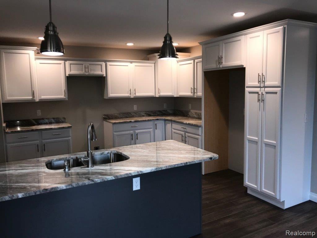 1548 Indian Road Lapeer, MI 48446 - Photo 17 of 47 IMG-6439.JPG