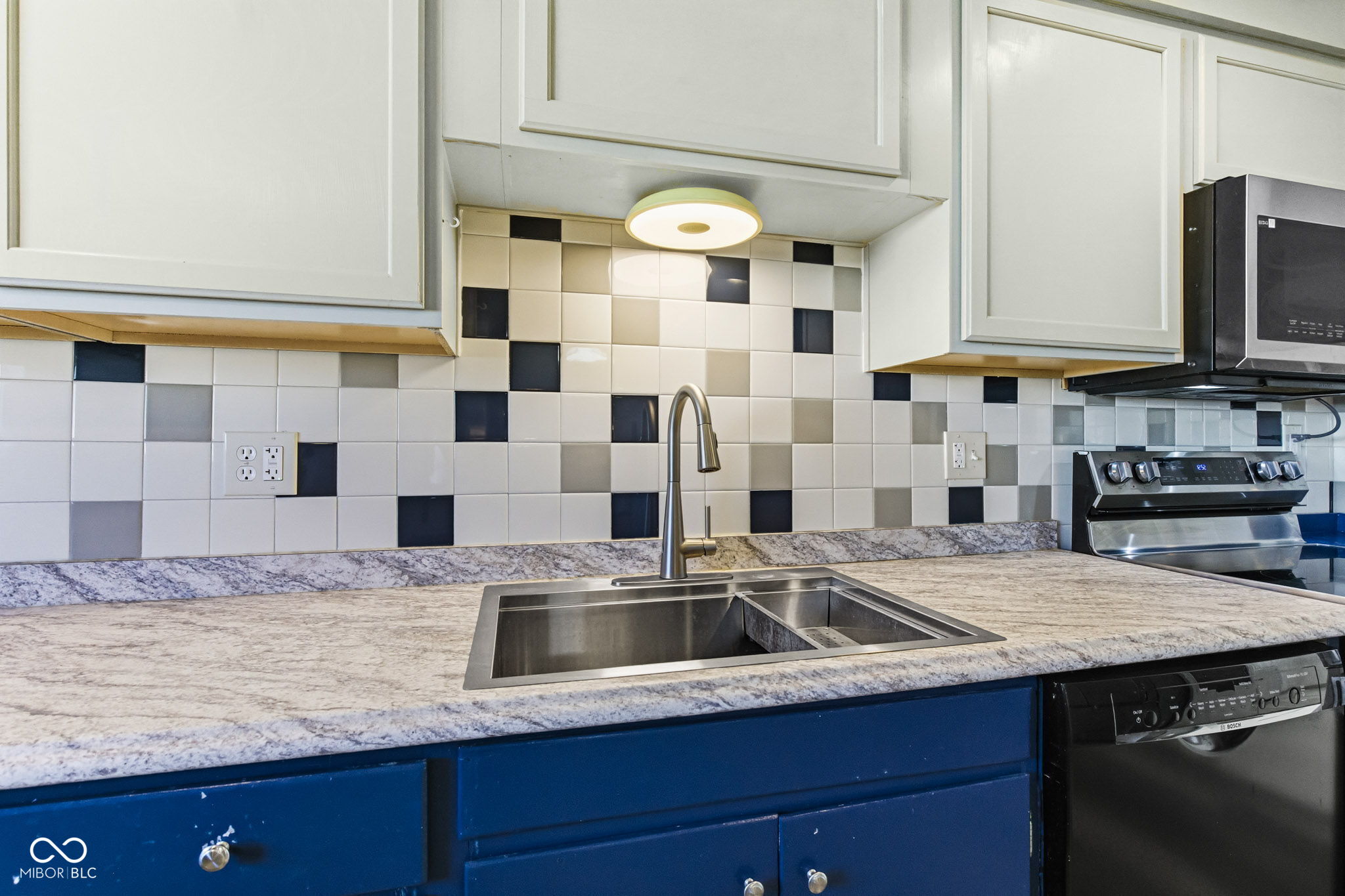 217 Tague Street Greenfield, IN 46140 - Photo 17 of 46