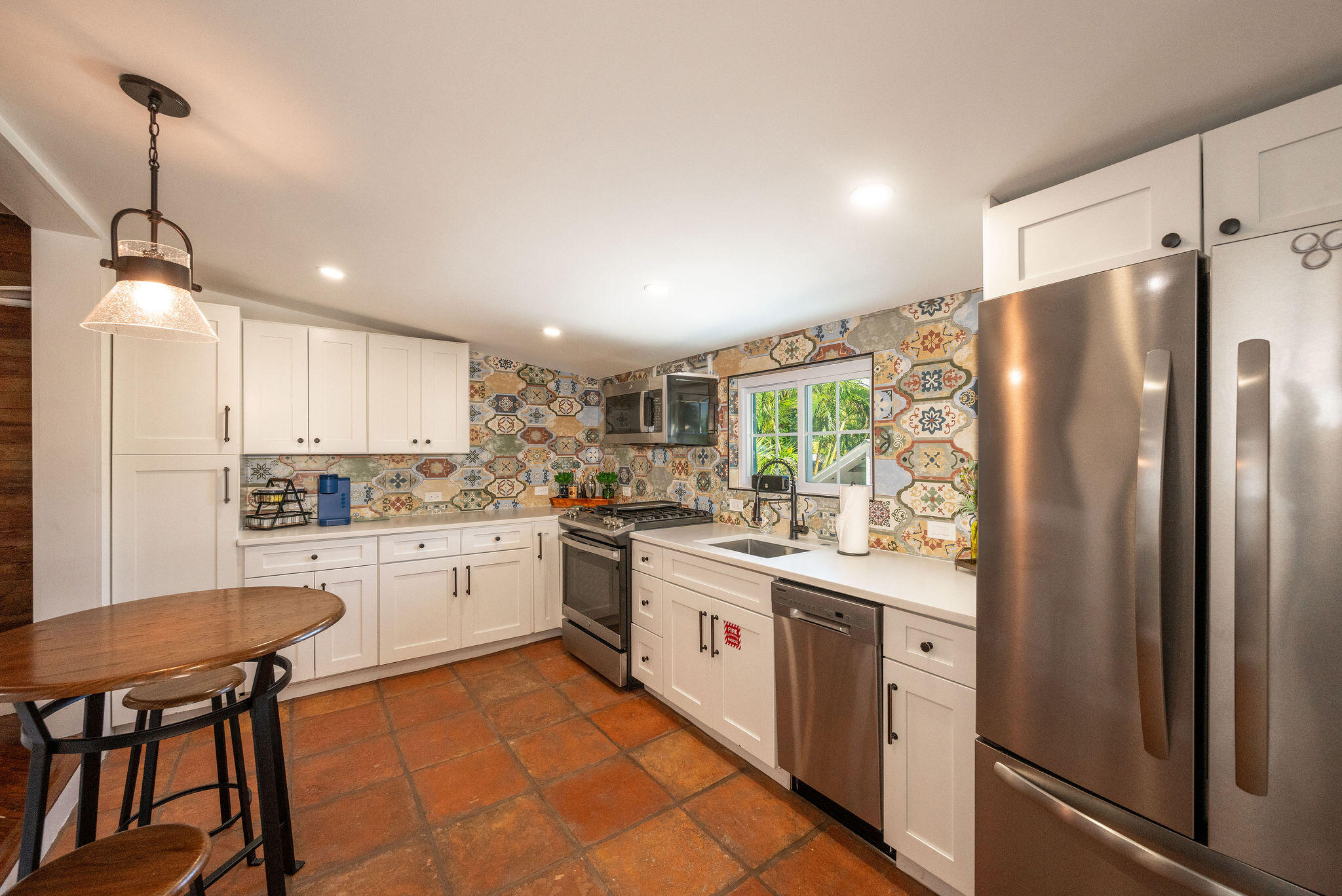 927 Thomas Street, Unit 4 Key West, FL 33040 - Photo 9 of 22 Stainless Steel Appliances & Gas Range