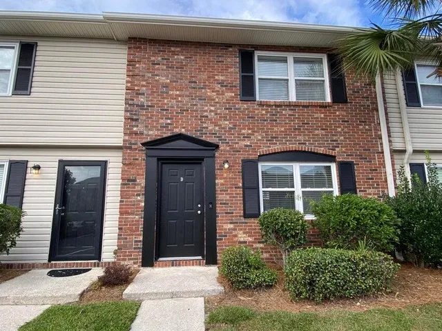$243,000 | 415 Parkdale Drive, Unit 6D, Charleston, SC 29414