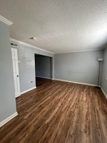 $243,000 | 415 Parkdale Drive, Unit 6D, Charleston, SC 29414