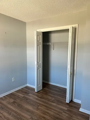 $243,000 | 415 Parkdale Drive, Unit 6D, Charleston, SC 29414