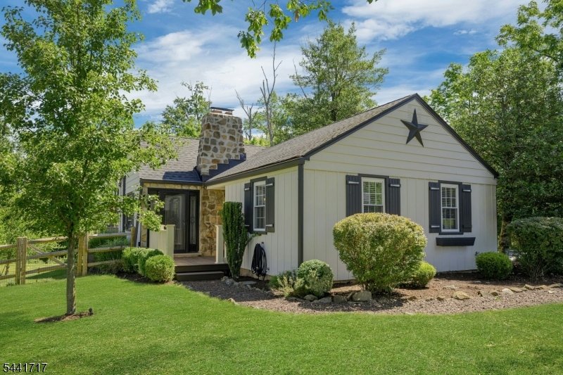 215 Mountainview Road Warren, NJ 07059 - Photo 1 of 37