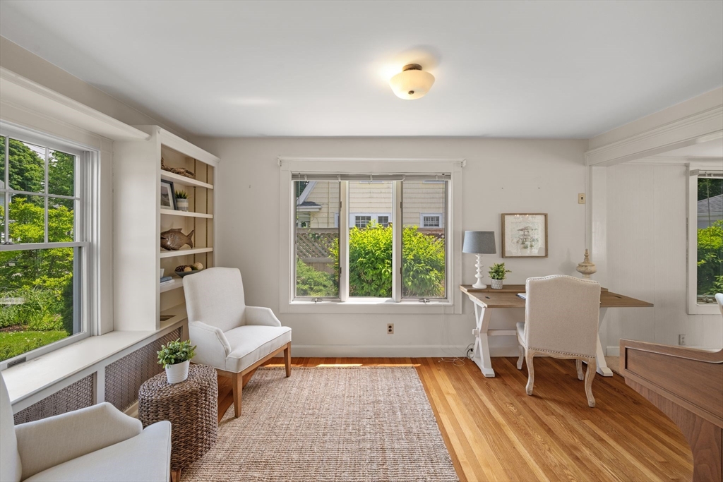 10 Charlotte Road Marblehead, MA 01945 - Photo 11 of 30