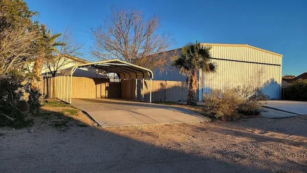 $300,000 | 9568 Great Lakes Drive, Cal-Nev-Ari, NV 89039