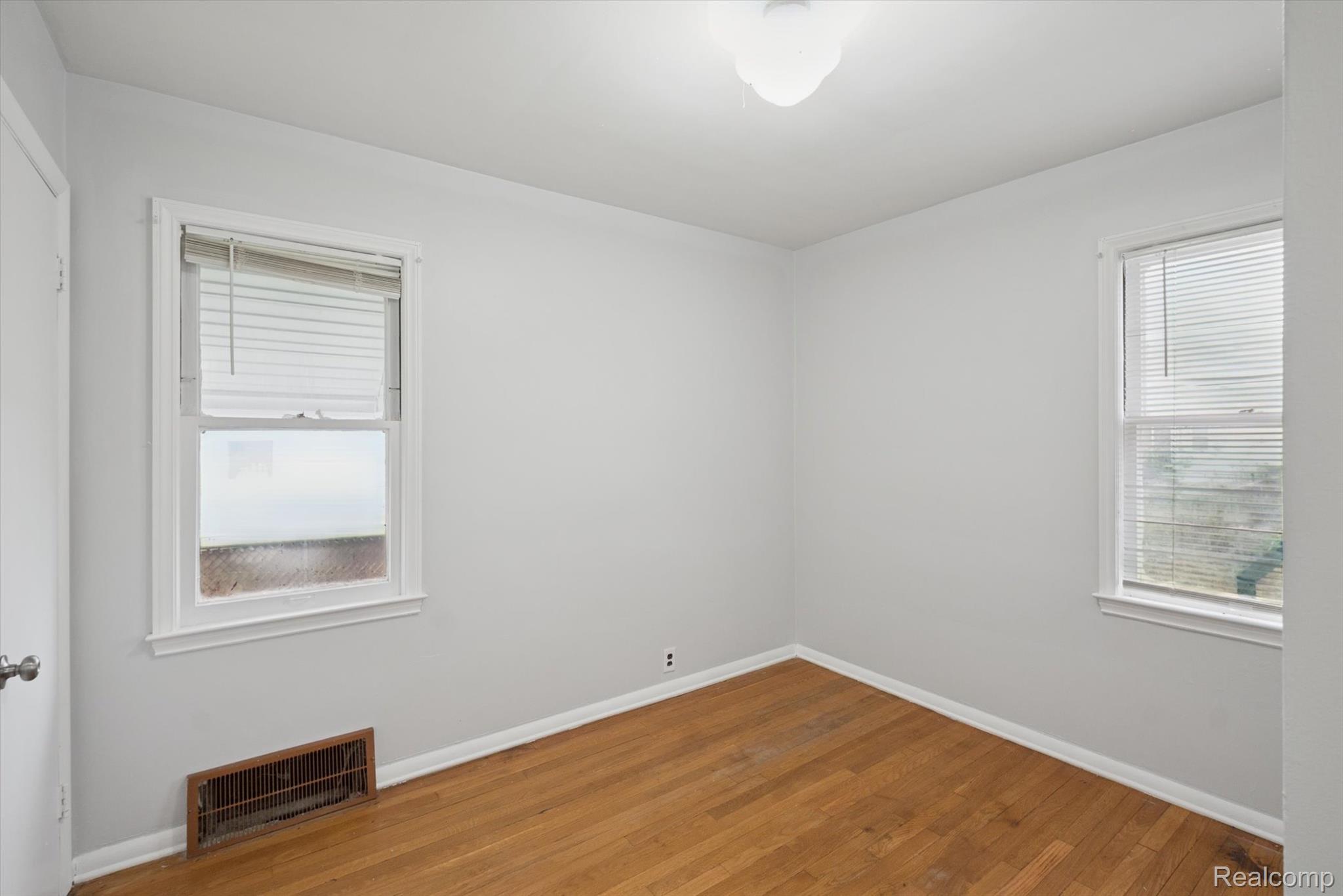 8157 Stephens Road Center Line, MI 48015 - Photo 11 of 17 11-8157-Stephens-Rd-Windowstill.jpg