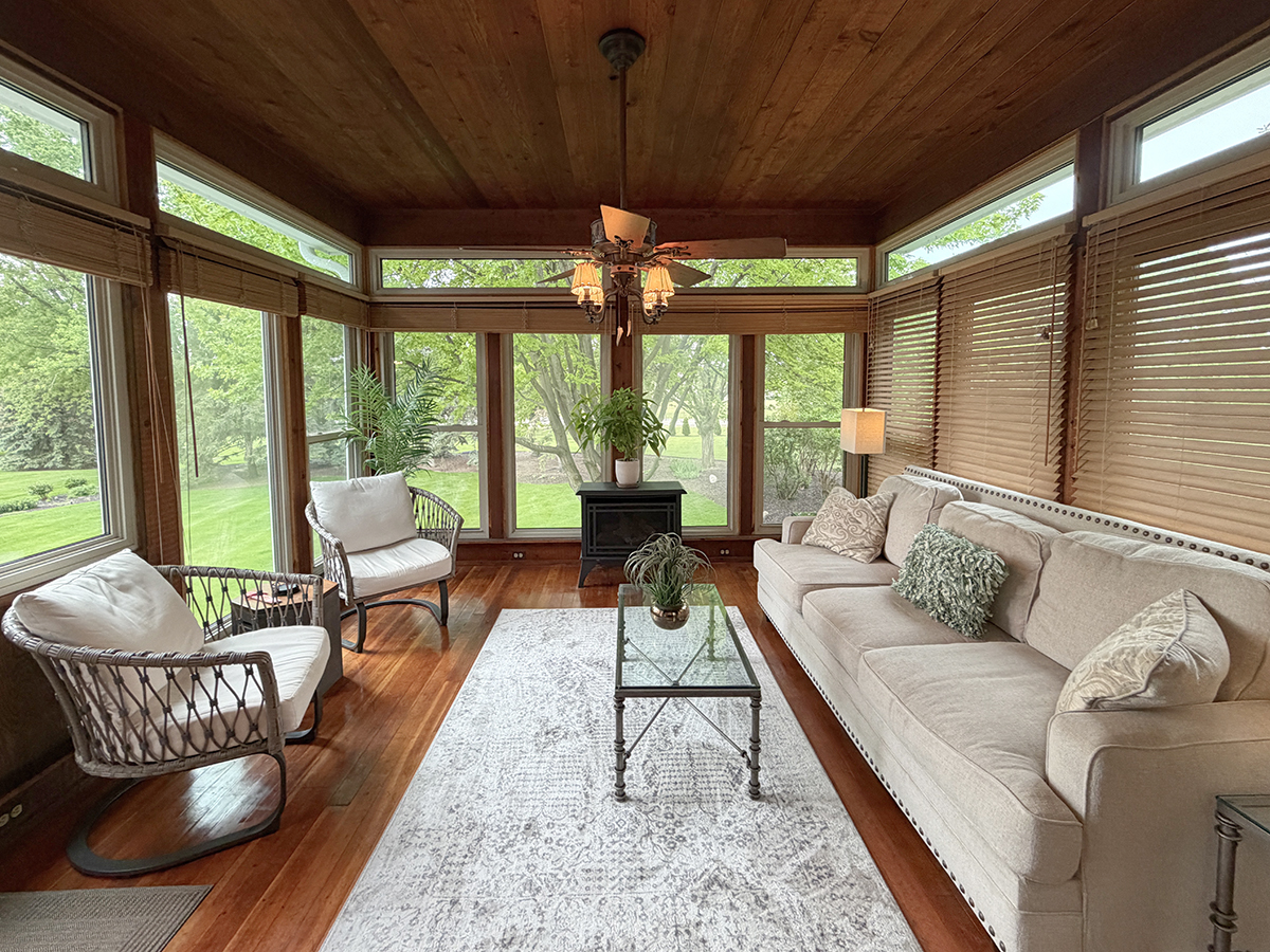 211 Ridge Lane Lake In The Hills, IL 60156 - Photo 23 of 63
