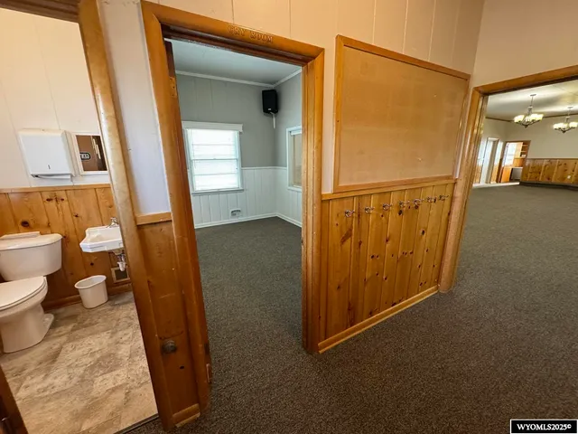 $299,000 | 402 South 7th Street East, Riverton, WY 82501